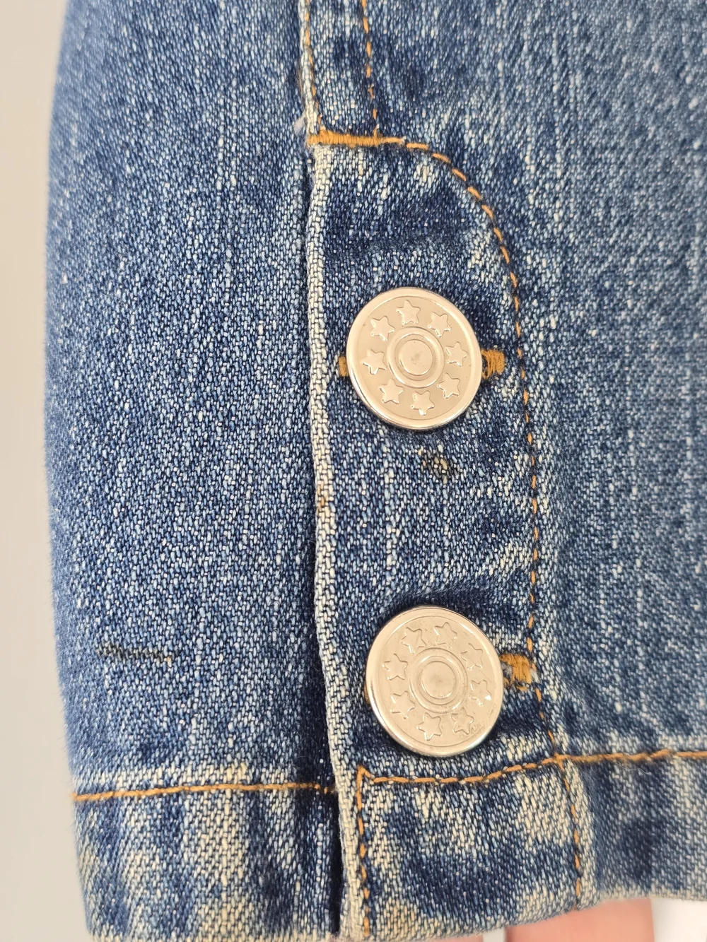 Embroidered Blue Denim Jacket with Fall Leaf Motif - Picture 17 of 17